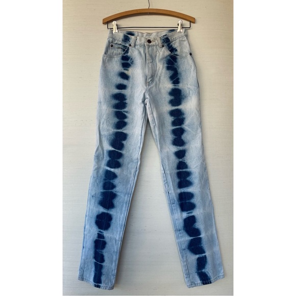 Nixit | Vintage 80s Curvy Acid-Washed Bleach-Dyed Straight-Leg Jeans - Picture 3 of 12